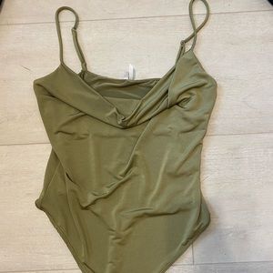 Green bodysuit / leotard